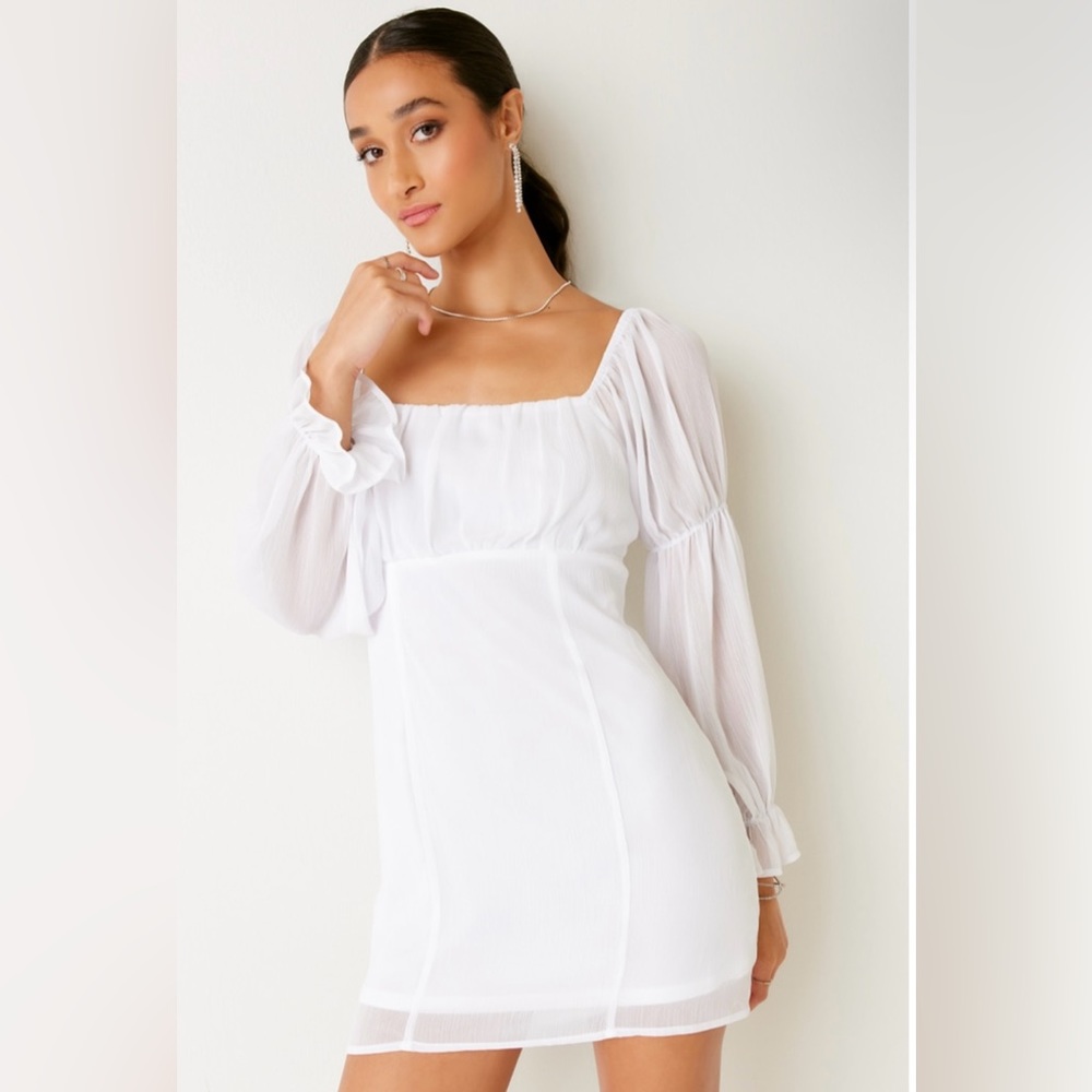 White Francesca’s Ellie Long Sleeve Boho Mini Dress